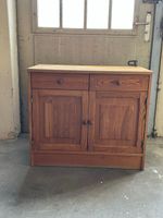 Rustikaler Massivholz Schrank - Sideboard im Landhausstil