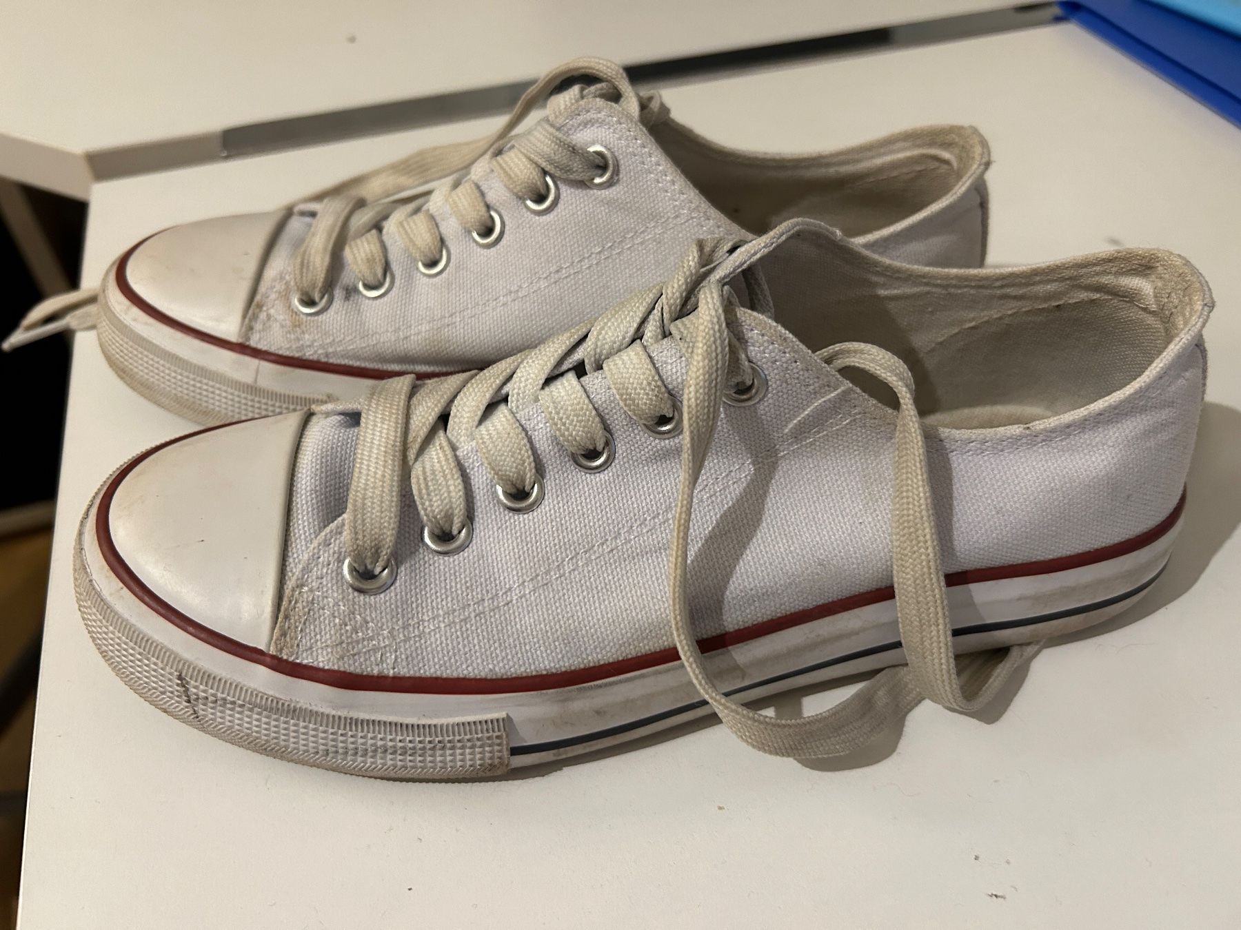 Scarpe da uomo: Weisse Chucks Graceland Gr. 36, Turnschuhe – Usato da Guntershausen venduto da Gloominati 2