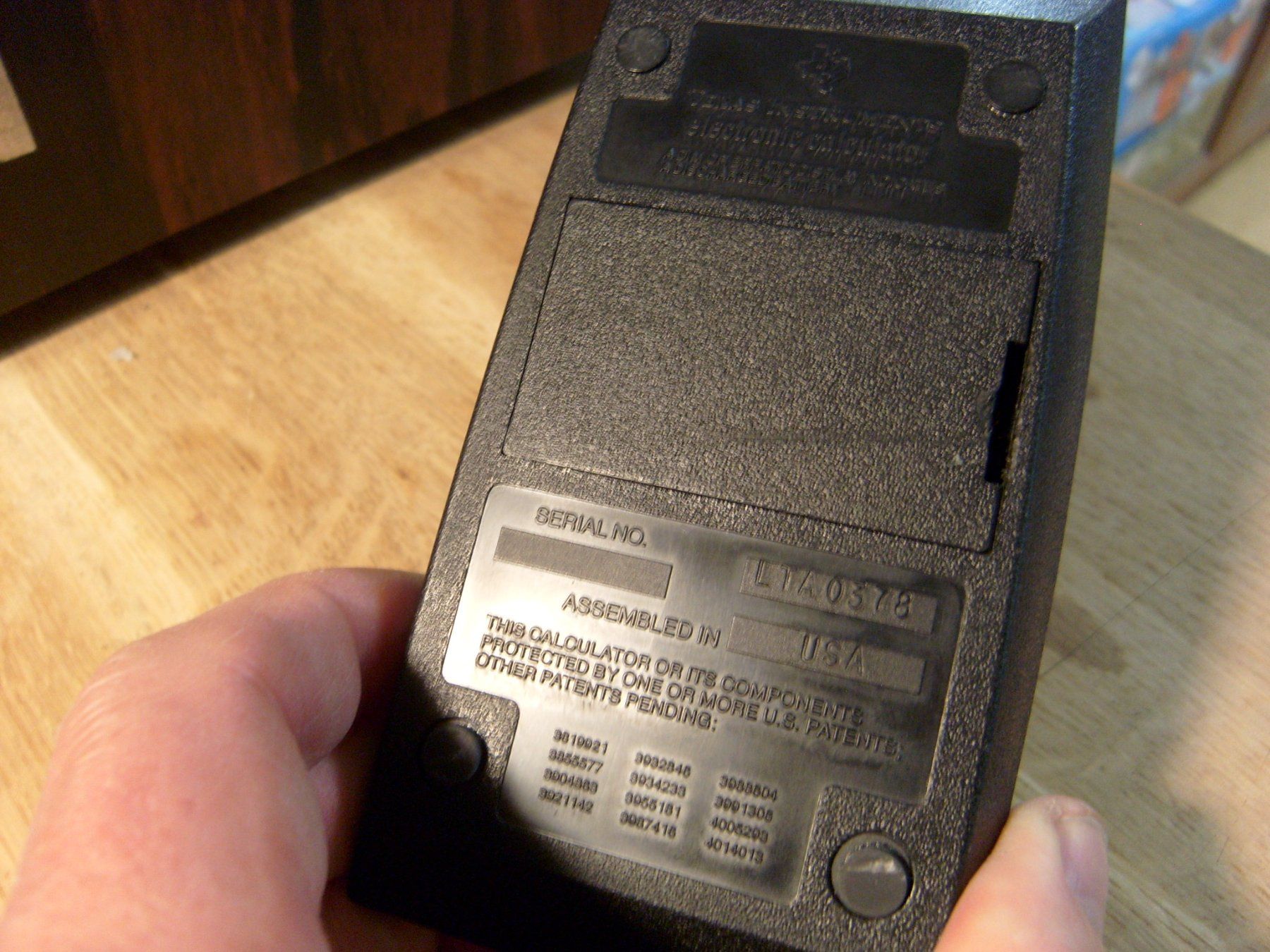 Texas Instruments Calcolatrici tascabili: Rarer Texas Instruments TI 1000 rare full working helle LED – Usato da Mauren TG venduto da nochbilligerjakob 9
