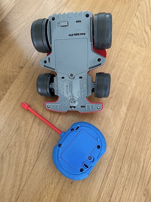 Giocattoli: Fisherprice ferngesteuertes Auto – Usato da Luzern venduto da kaktus017 2