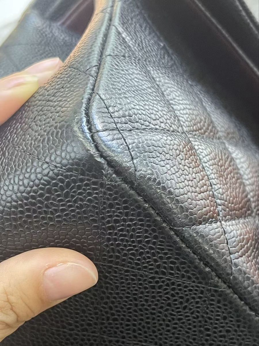 Chanel Taschen: Chanel Classic Flap Jumbo Black Caviar Leather – Neu (gemäss Beschreibung) aus Neuchatel von ros_kkw2 5