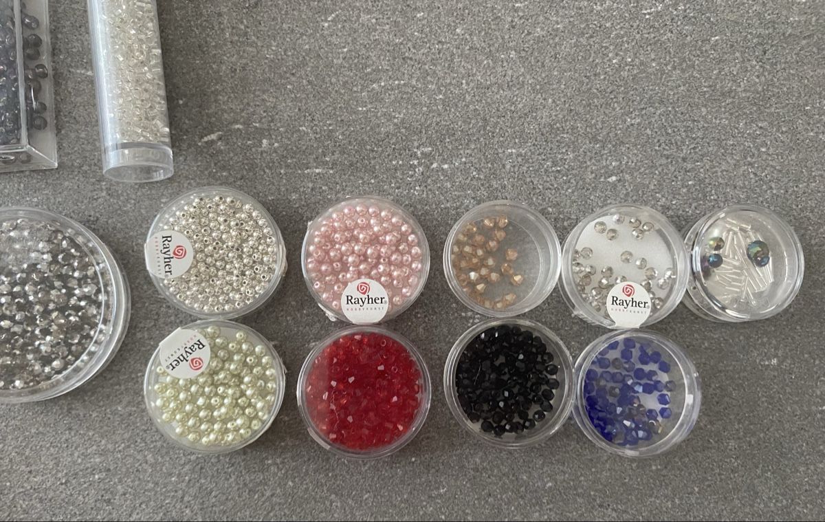 Sonstiger Schmuck: PERLENSET 20TEILIG RAYHER UND PRACHT – Gebraucht aus Malters von Kuettel1 1