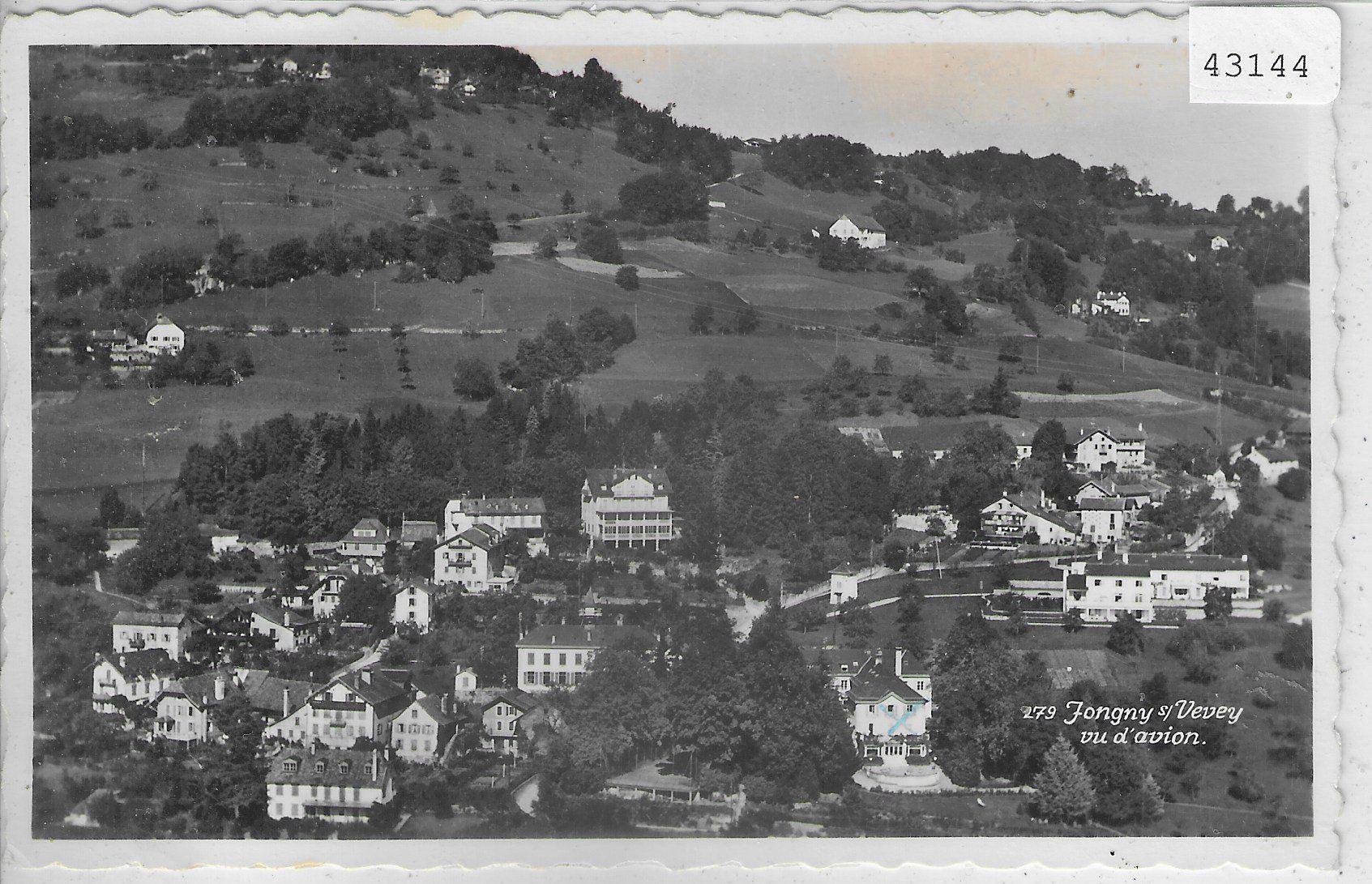 Cartoline postali: Jongny s/Vevey vu d'avion – Usato da Ettingen venduto da Kartenplanet