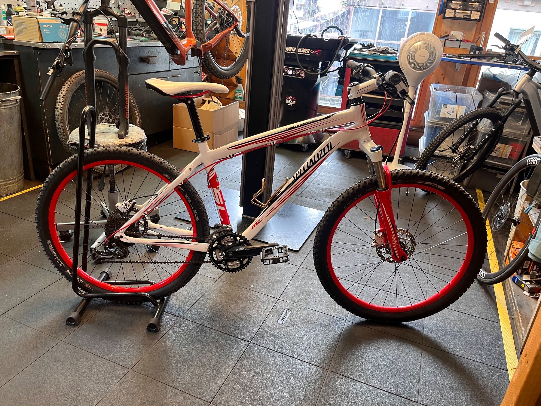 Specialized Vélos: Specialized Rockhopper SL – D'occasion à Lauterbrunnen par jul_5jfm