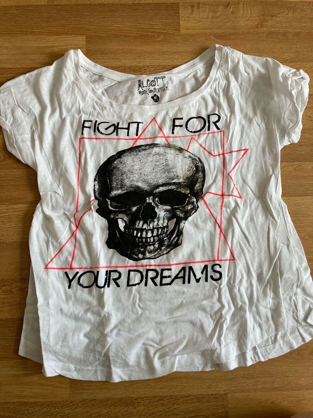 T-Shirts: Damenshirt Gr. M, fight for your dreams – Gebraucht aus Emmenbrücke von JJ_89