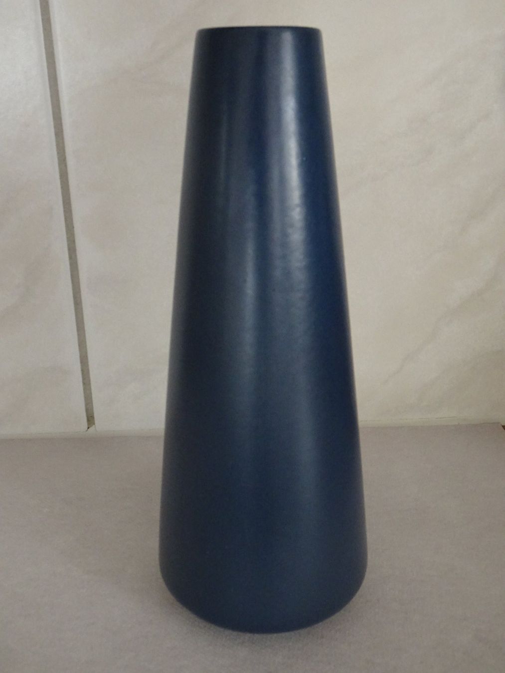 Vasi & Recipienti: Dunkelblaue Vase, 24.5cm hoch – Usato da Winkel venduto da rsuzh
