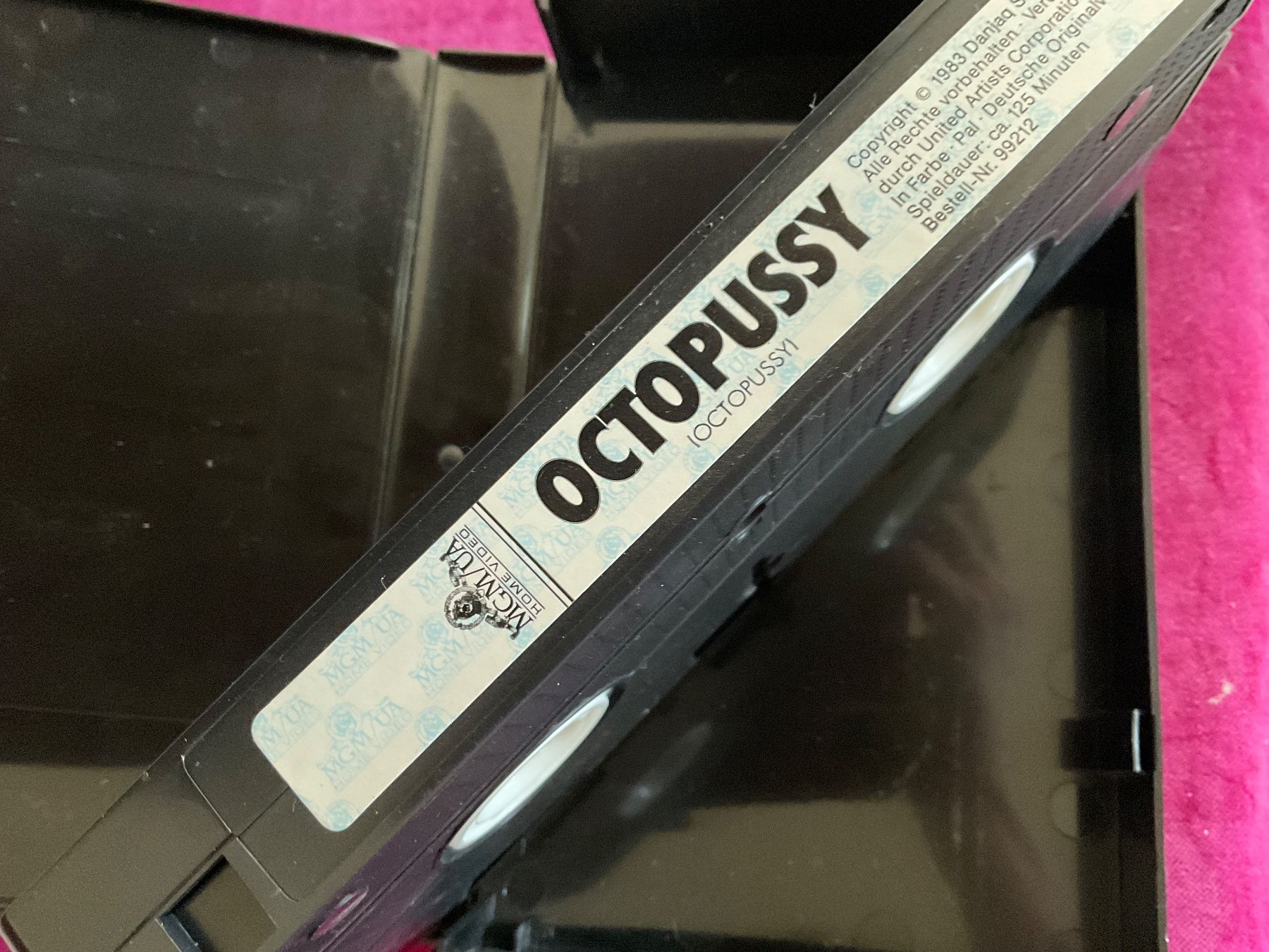 Alle VHS: Vhs Octopussy – Gebraucht aus Biel/Bienne von heygio 1