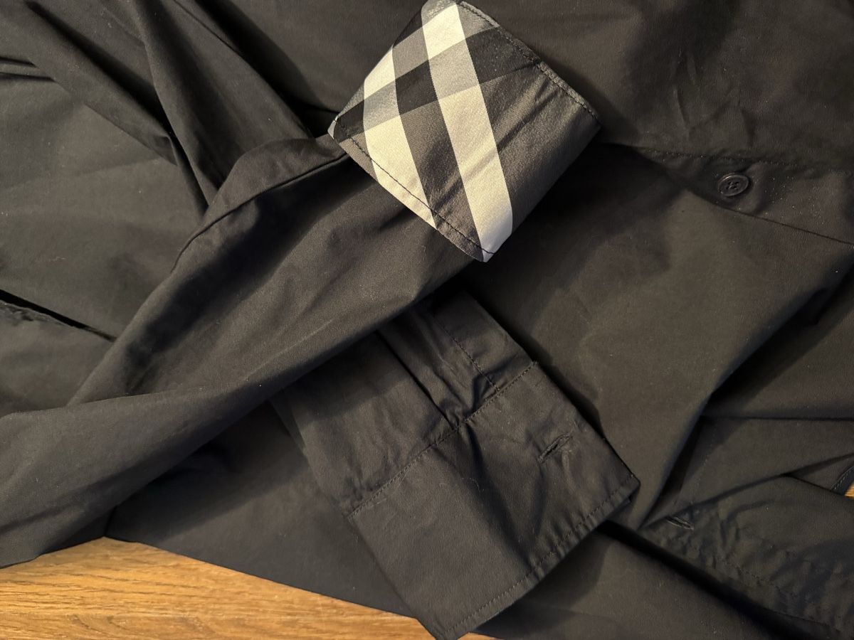 Burberry Top: Burberry shirt – Nuovo (secondo la descrizione) da Zürich venduto da Yuece 4