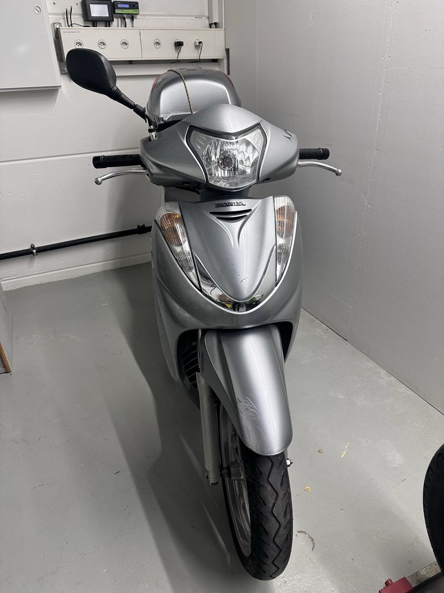 Honda Scooters: Honda SH 300A – Défectueux à lutzenberg par stedel_swiss 1