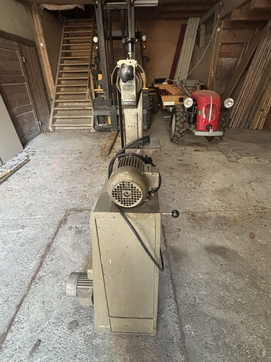 Aiguiseuses & polisseuses: Bandschleifer mit absaugen  – D'occasion à Engelburg par scarr 1