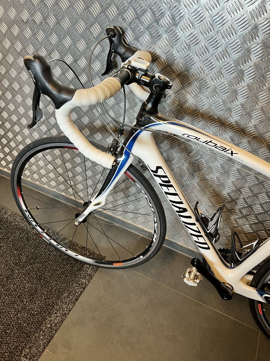 Specialized Velos: Specialized Roubaix Rennrad - Top Zustand – Neu (gemäss Beschreibung) aus Neerach von lin_2k7j