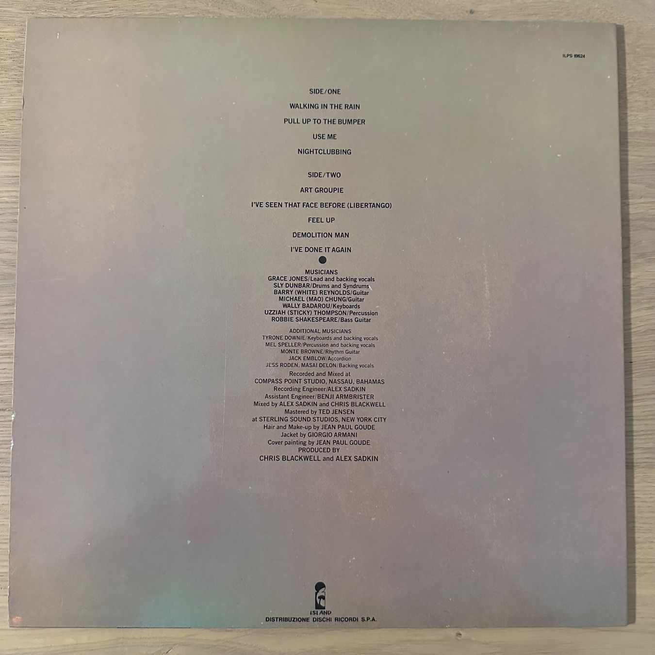 Vinyles: Grace Jones ‎– Nightclubbing - LP – D'occasion à Caslano par campo_santo 1