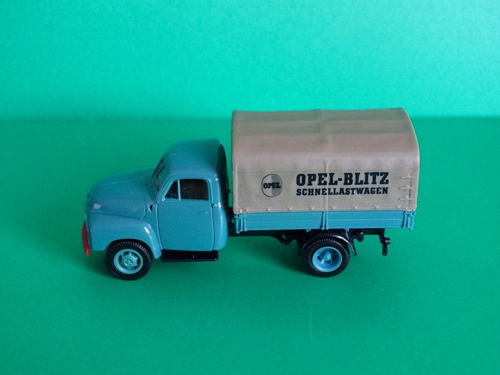 Brekina Modellini d'auto: Opel Blitz von Brekina 1/87 – Usato da Bretzwil venduto da Meex 2