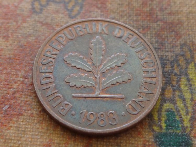 Tutti le monete: DEUTSCHLAND 2 Pfennig 1983 – Usato da Romanel-sur-Lausanne venduto da Swift13