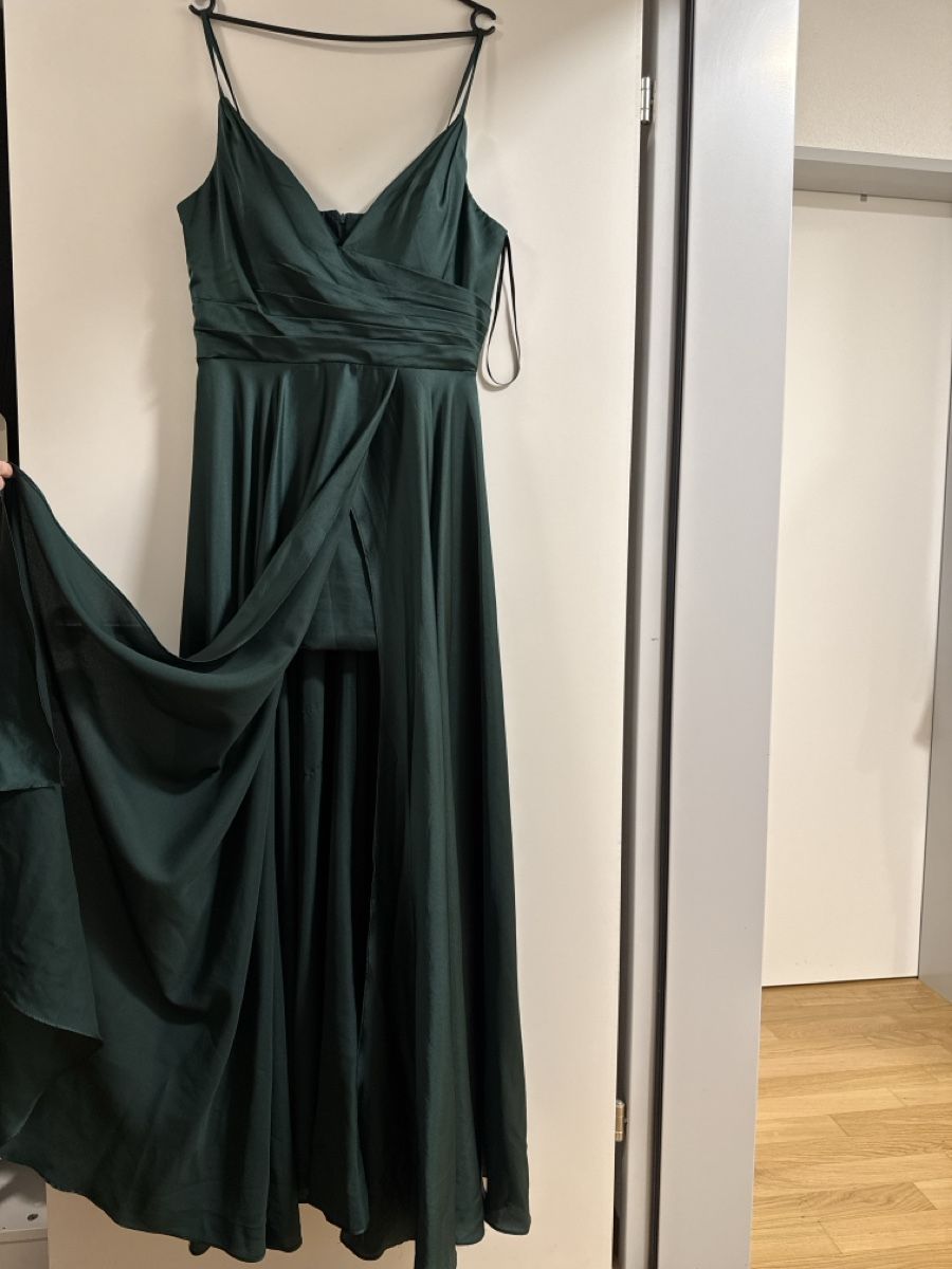 Kleider: Dunkelgrünes Abendkleid, Grösse 44 – Neu (gemäss Beschreibung) aus Zürich von Sime23 1