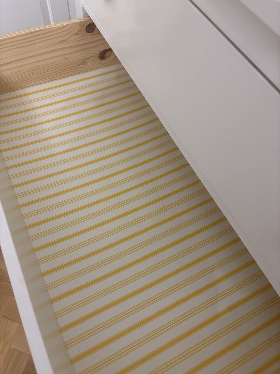 Cassettiere: Weisse IKEA Kommode mit Spiegel Top Zustand – Usato da Gerlafingen venduto da Claudia24 9