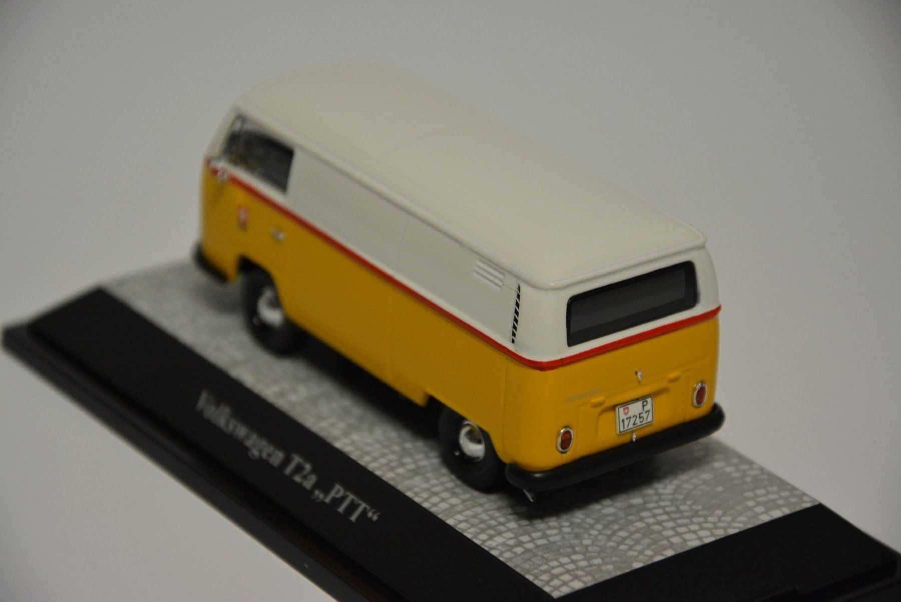 Volkswagen Modellini d'auto: VW T2a Transporter  PTT  , 1:43 – Nuovo e nell'imballaggio originale da Goldach venduto da Feivel9 9