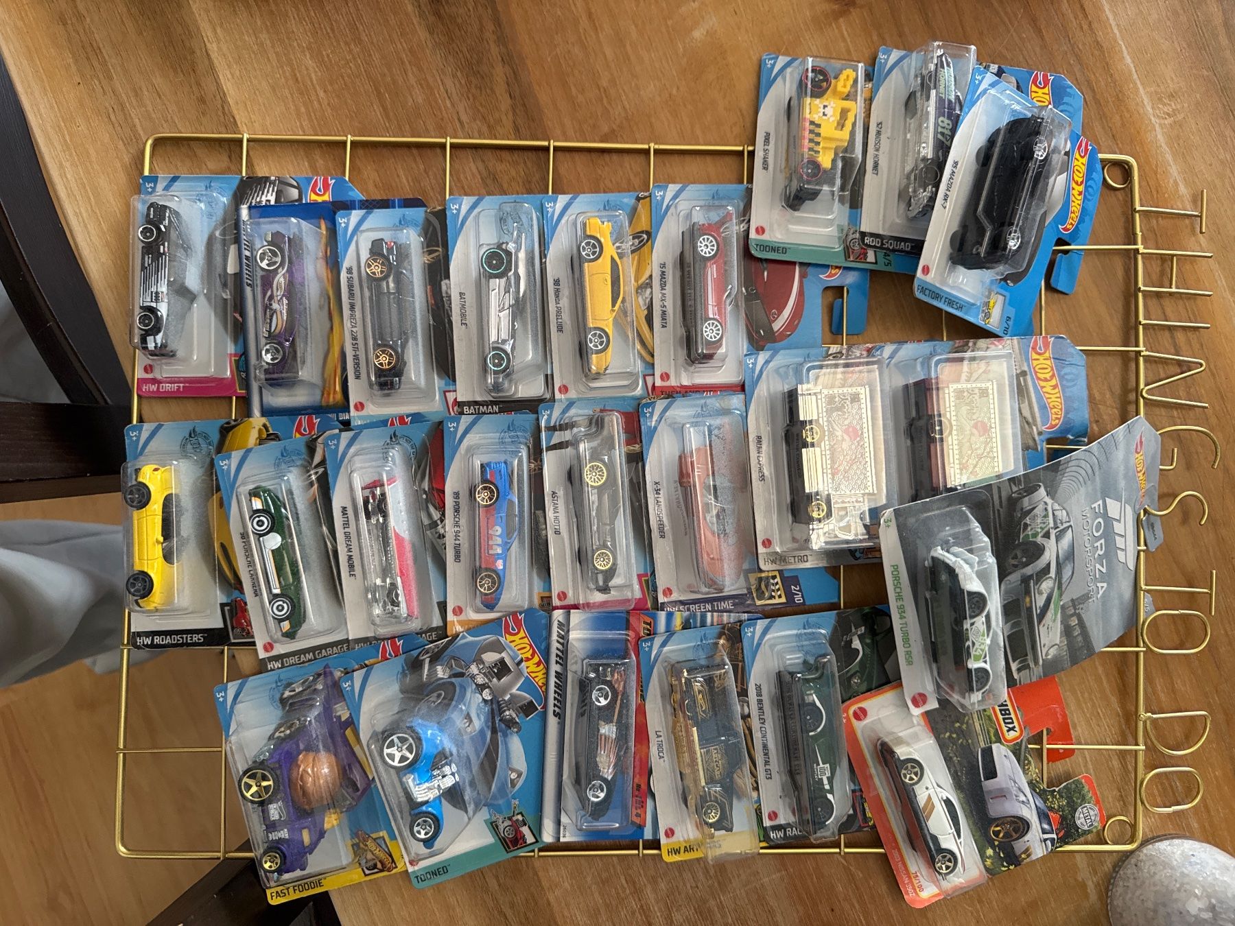 Hot Wheels Modellini d'auto: Hotwheels "Sammlung" – Usato da Wildegg venduto da bog_rj7d