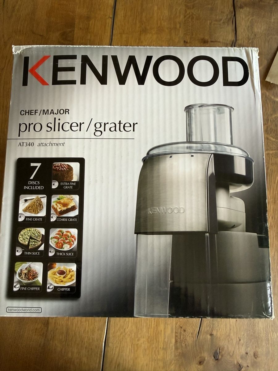 Kenwood Appareils de cuisine: Accessoire KENWOOD Chef/Major AT340 pro trancheur/râpe – Neuf (Voir description) à Givisiez par Scilliam