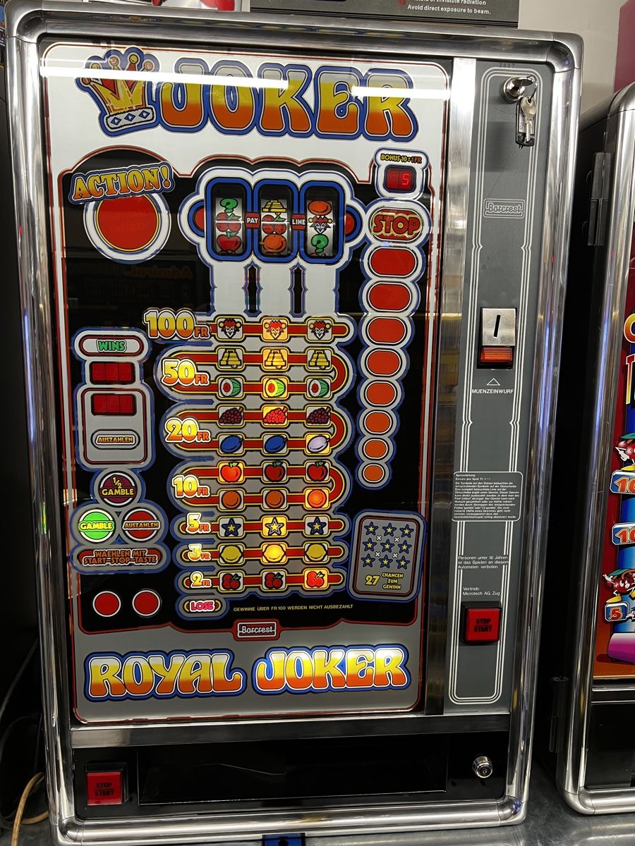 Slot Machine: Royal Joker Silberne Scheibe – Usato da Urdorf venduto da AMBASSADOR