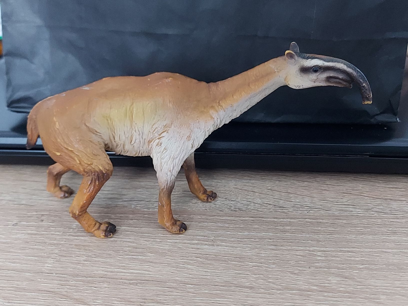Schleich Statuette: Schleich Macrauchenia Urzeittiere – Usato da Altishofen venduto da tammy05