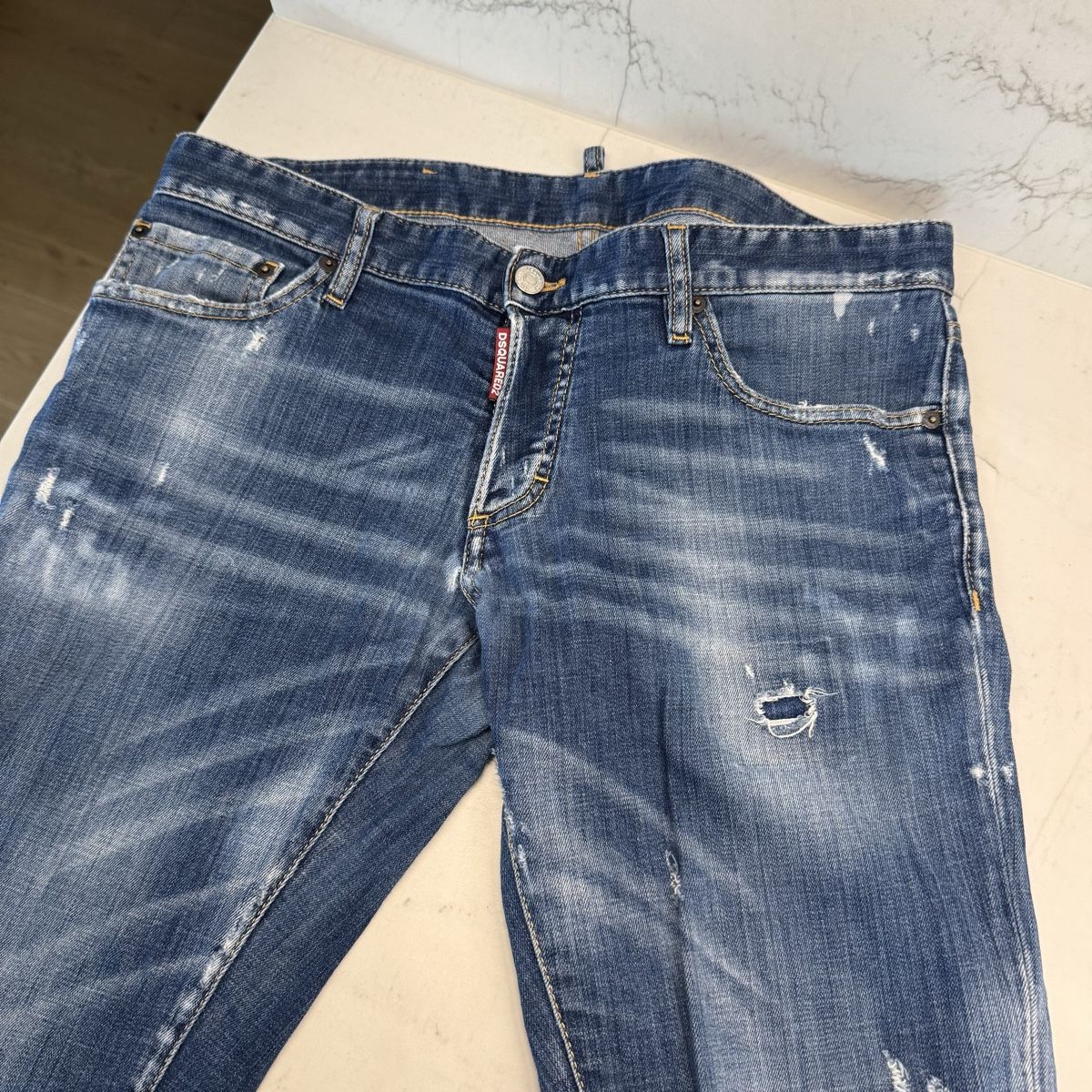 Dsquared2 Jeans: Dsquared2 Jeans Grösse 50 – Usato da Itingen venduto da JDG11 2