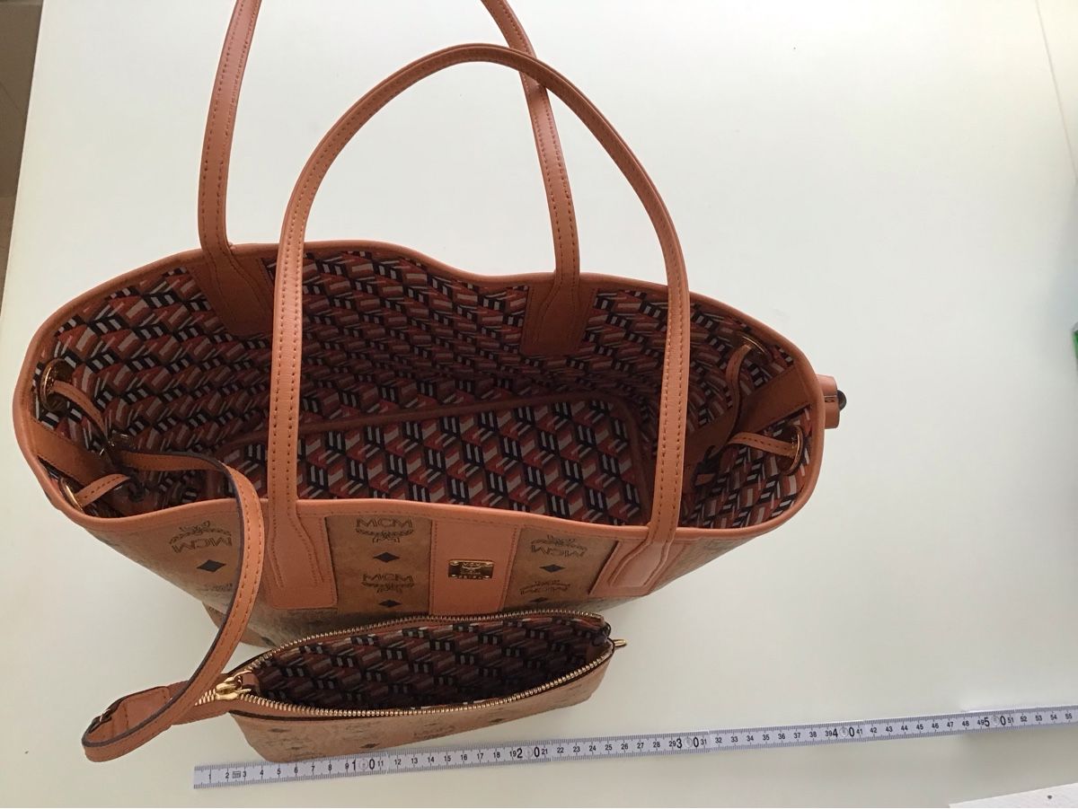 Mcm Sacs femmes: MCM Liz small – Neuf (Voir description) à Widnau par thi_885w 1