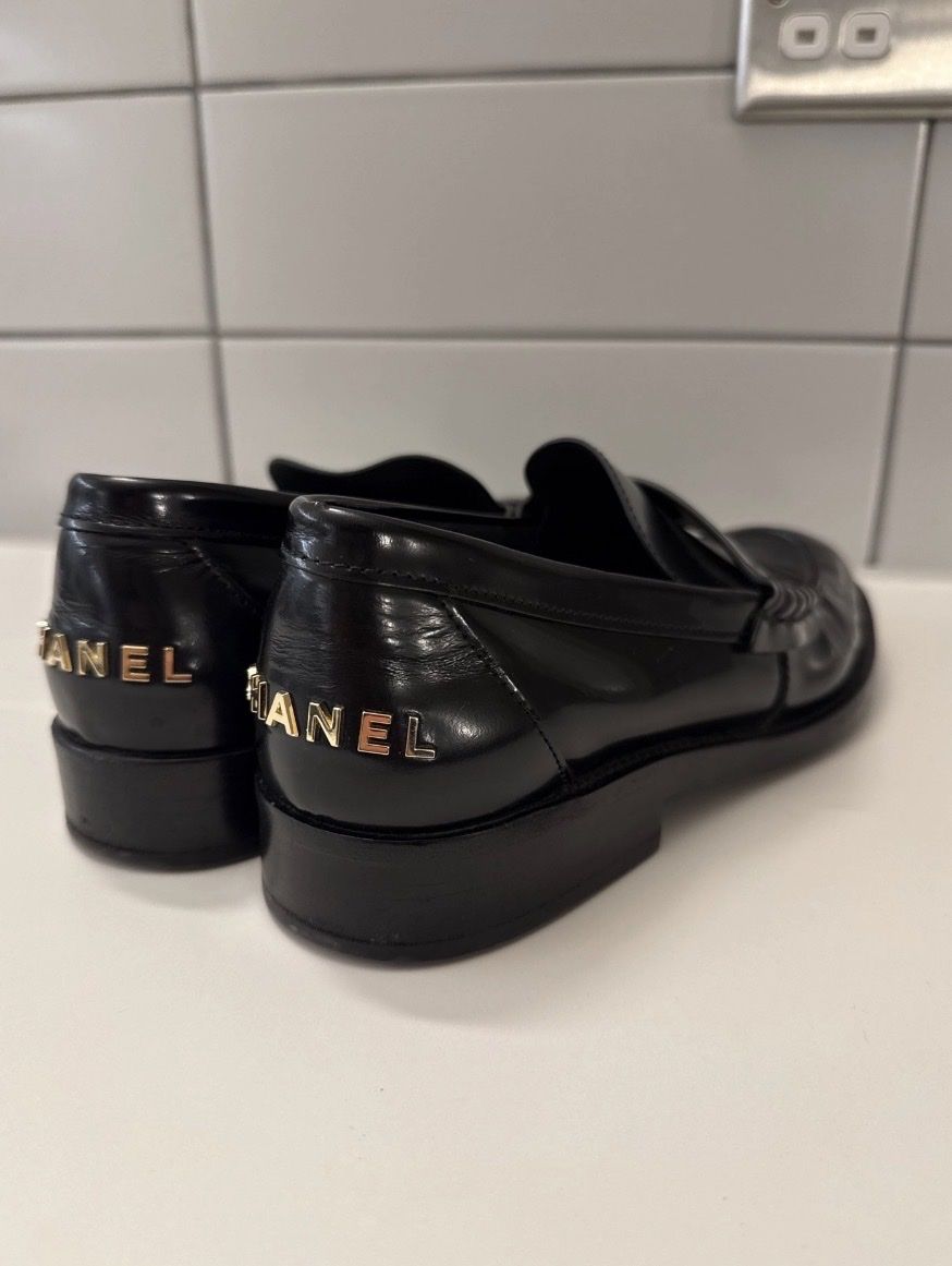 Chanel Scarpe da donna: Chanel Loafers🖤 – Usato da Ennetbürgen venduto da elainelillyyy 3