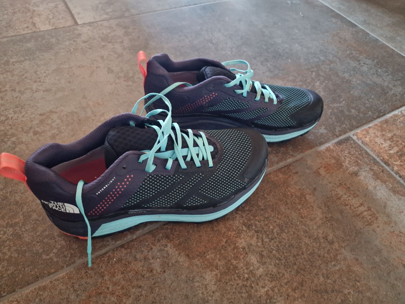 North Face Scarpe da donna: The North Face VECTIV  – Usato da Sigriswil venduto da Fischli_3600