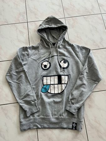 Sweat à capuche Taille M en très bon état