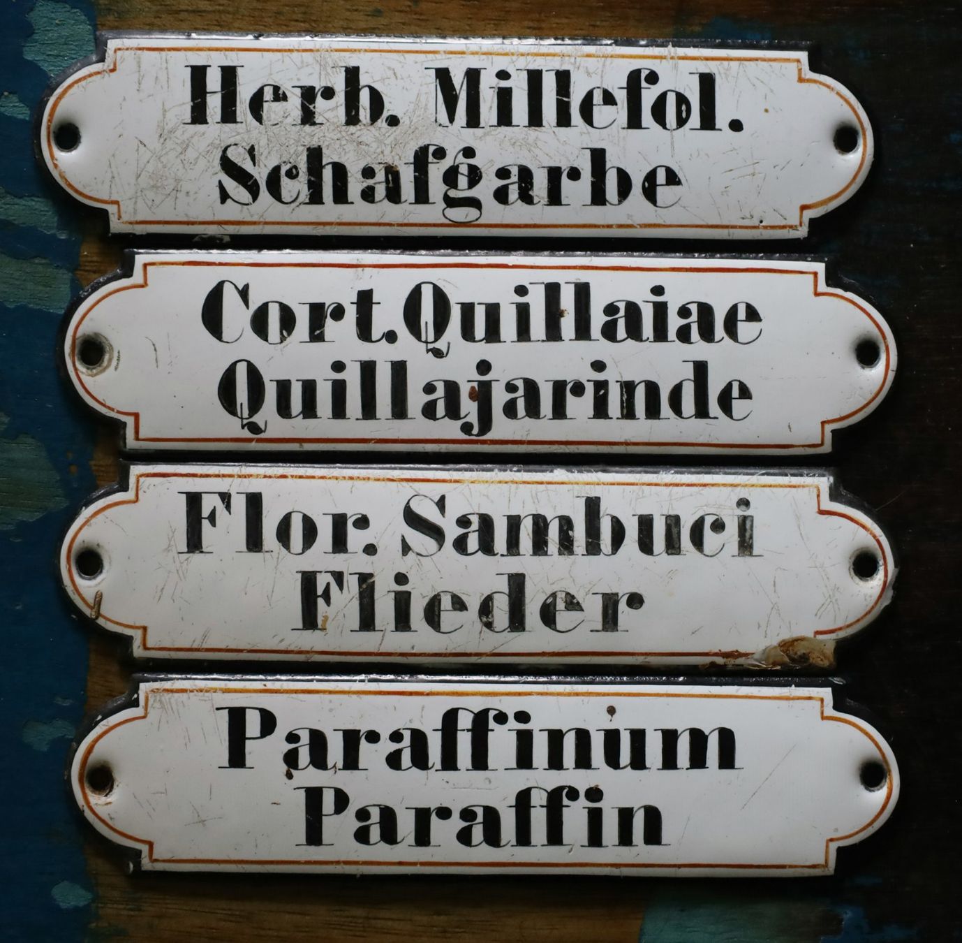 Insegne: 4x Emailschild "Tee" 2 – Usato da Birrwil venduto da brandschatz_birrwil