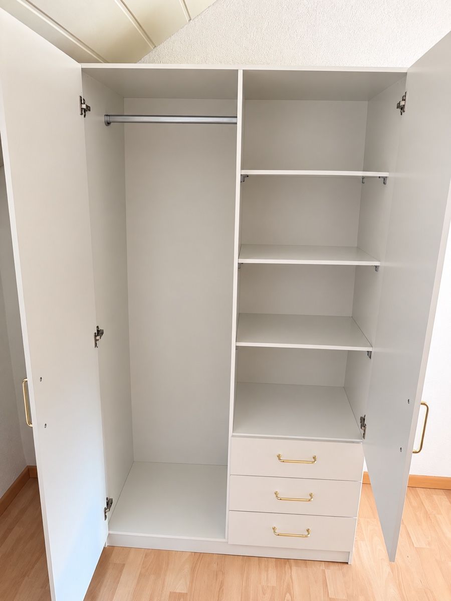 Armadi: Armoire JENSLEV Jysk – Usato da Rossemaison venduto da SZ_1291 1