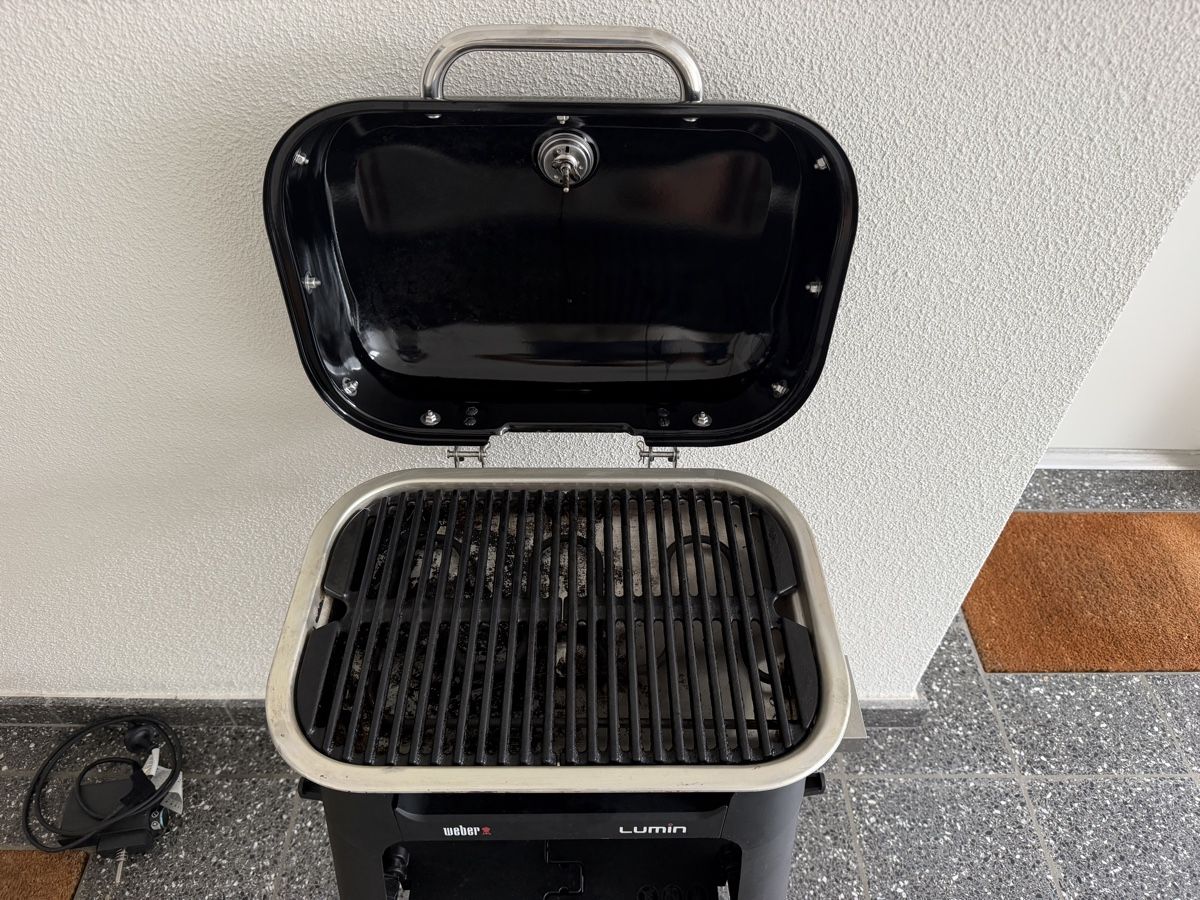 Griglie: Weber Lumin Elektrogrill – Usato da Dübendorf venduto da Master01. 3