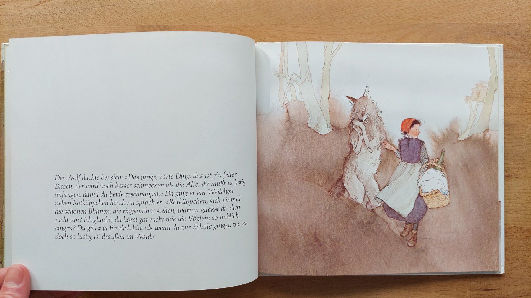 Libri: Brüder Grimm Rotkäppchen - Lisbeth Zwerger – Usato da Obfelden venduto da Foto_Bild_Kunst_Buch 4