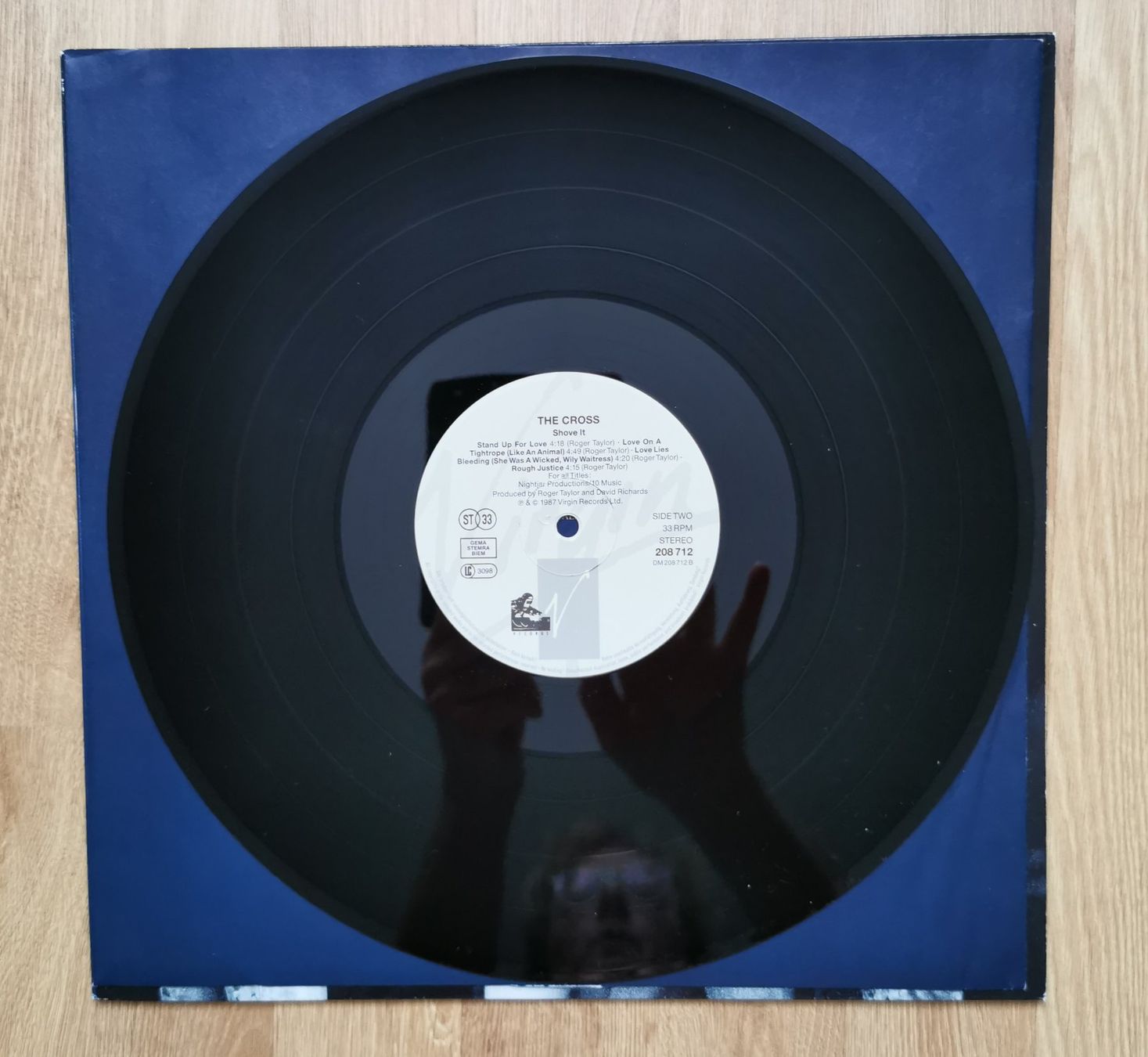 Dischi in vinile: The Cross  -  Shove It – Nuovo (secondo la descrizione) da Birsfelden venduto da dsc_f8gx 5