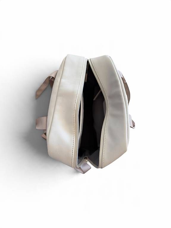 Kapten & Son Zaini: Kapten & Son Rucksack Beige / Creme  gebraucht – Usato da Weinfelden venduto da suzanaa.9 4