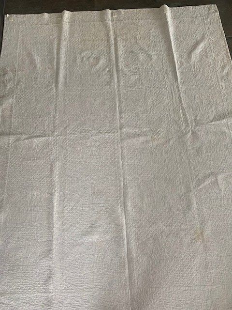 Coperte: Antique Quilt Tulips in Pot – Usato da Rudolfstetten venduto da Bungur 5