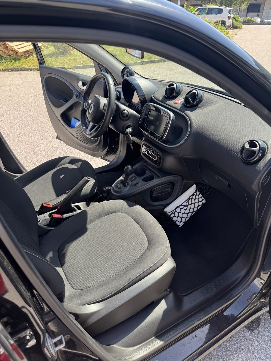 Smart Autos: Smart forfour 2017 66.000km – Gebraucht aus Cadenazzo von inf_vsv9 6