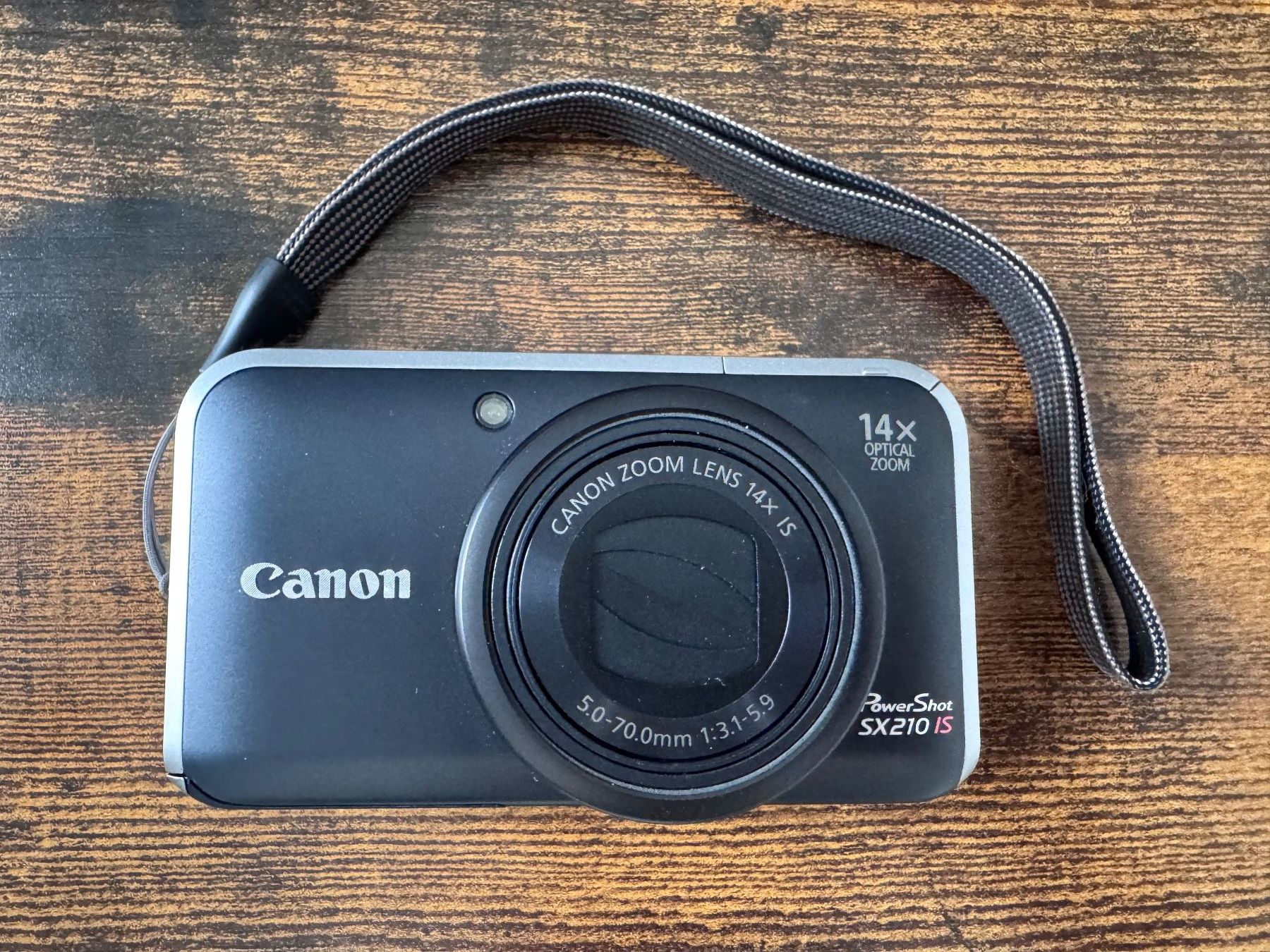 Canon Kamera: Canon PowerShot SX210 IS – Gebraucht aus Lausanne von Neytirii