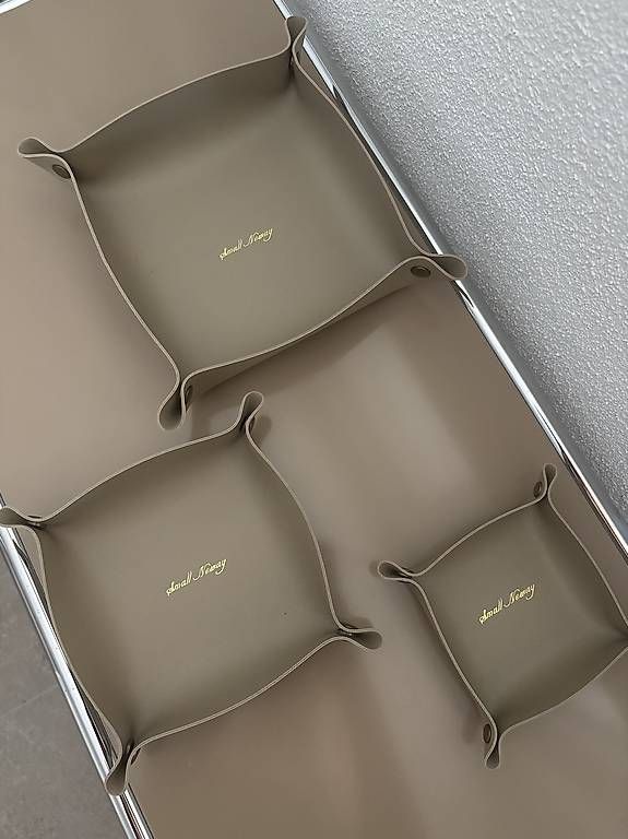 Tutte le decorazioni: Ablage Beige  Ablageset – Usato da Zürich venduto da car_9sdb 4