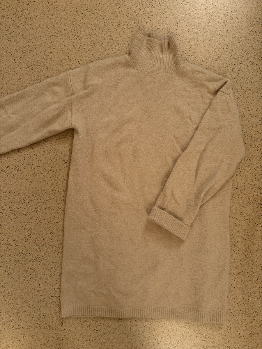 Zara Pullover & Sweatshirts: Zara Langer Rollkragenpullover beige Grösse S – Gebraucht aus Zürich von tiiina4