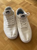Nike SB Charge Sneaker weiss gebrauchter Zustand