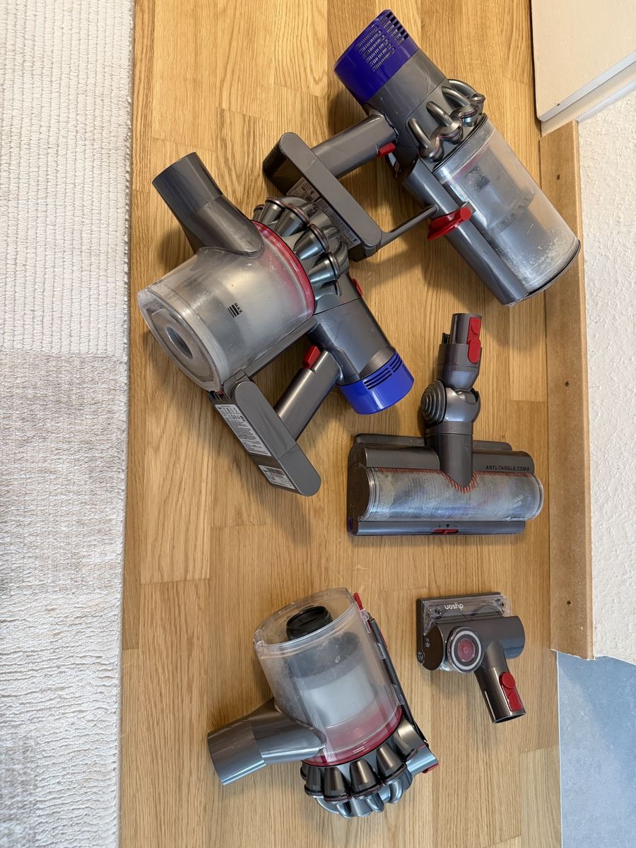 Dyson Aspirateurs & Accessoires: Dyson accessoires ( défectueuse)  – Défectueux à Meyrin par SA_3006