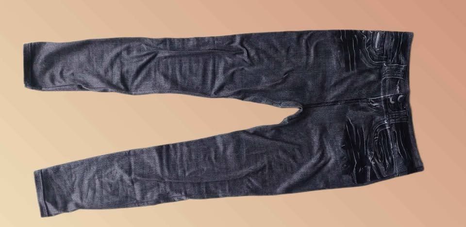 Leggings: Warme Leggings Jeansoptik – Nuovo (secondo la descrizione) da Aarburg venduto da Hystoria