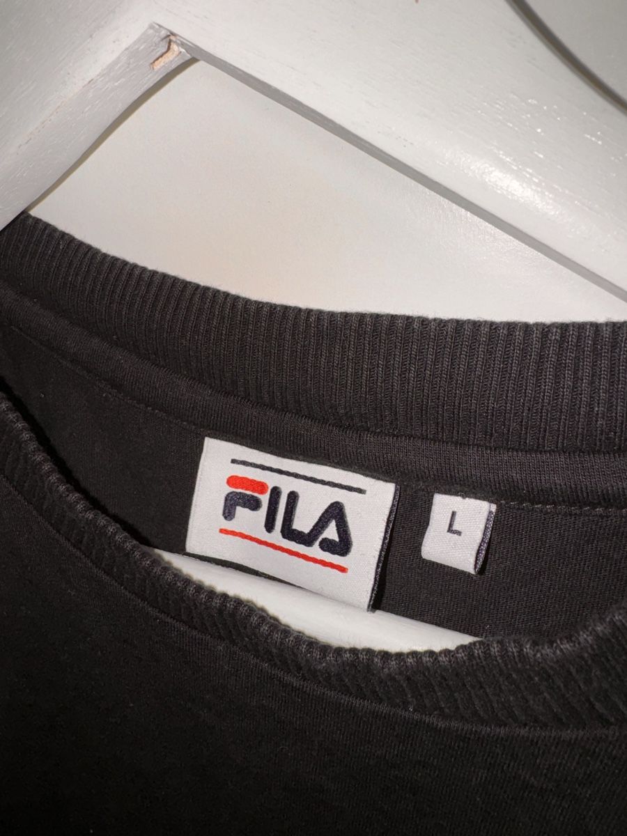 Fila T-Shirts: Schwarzes Fila Crop Top L – Neu (gemäss Beschreibung) aus Richterswil von Manu55555 2