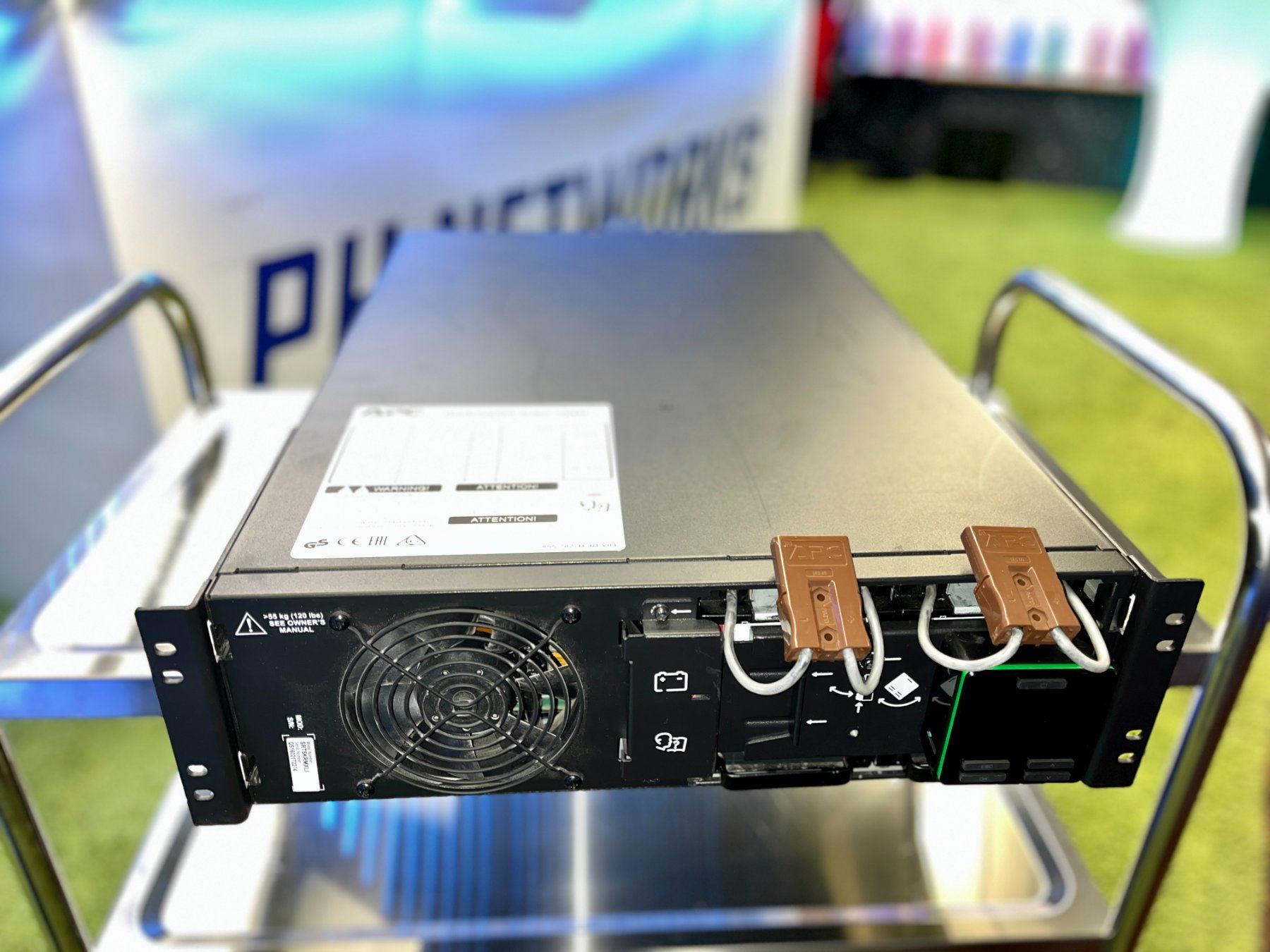 Apc Server: APC USV SRT5KRMXLI 5000 VA / 4500 W – Nuovo (secondo la descrizione) da Hochdorf venduto da Phnetworksag 2
