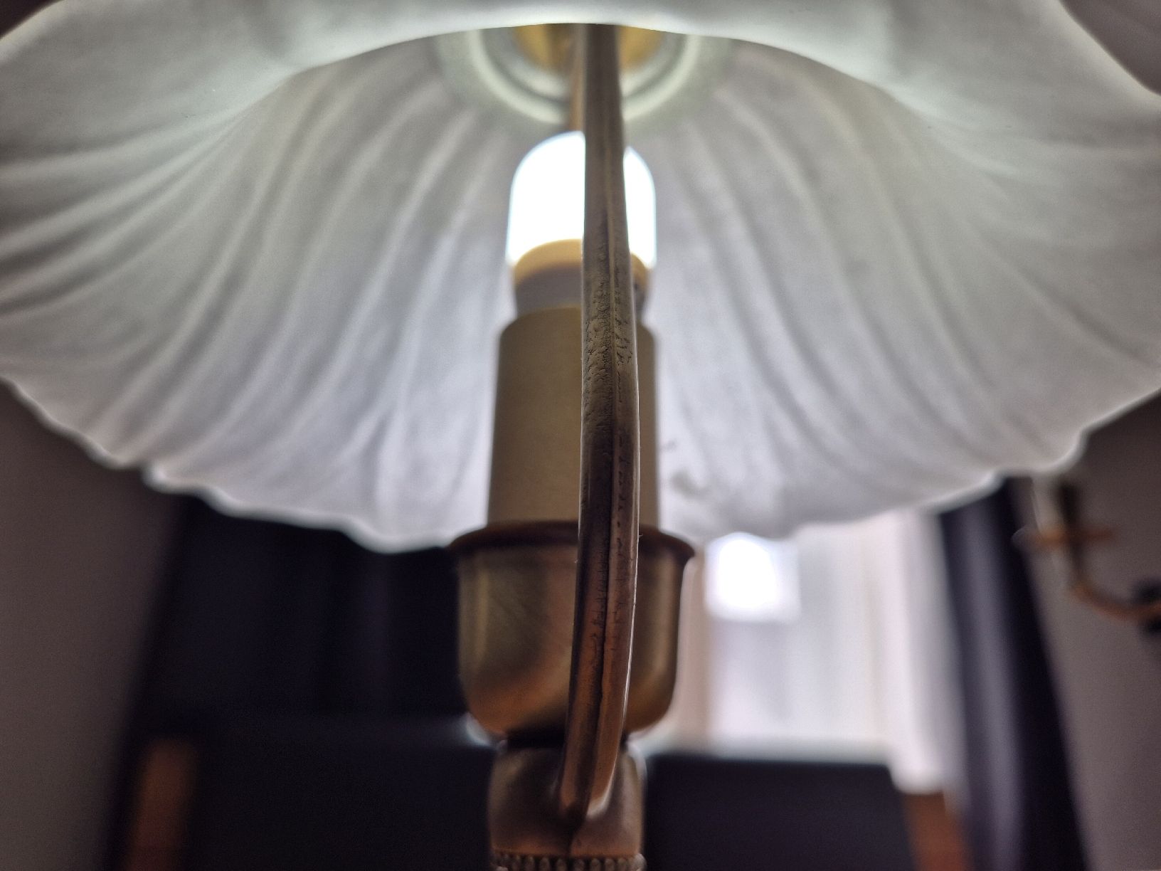 Lampade: Tischlampe, massiver Sockel – Usato da Vilters venduto da Fleiflomi 3