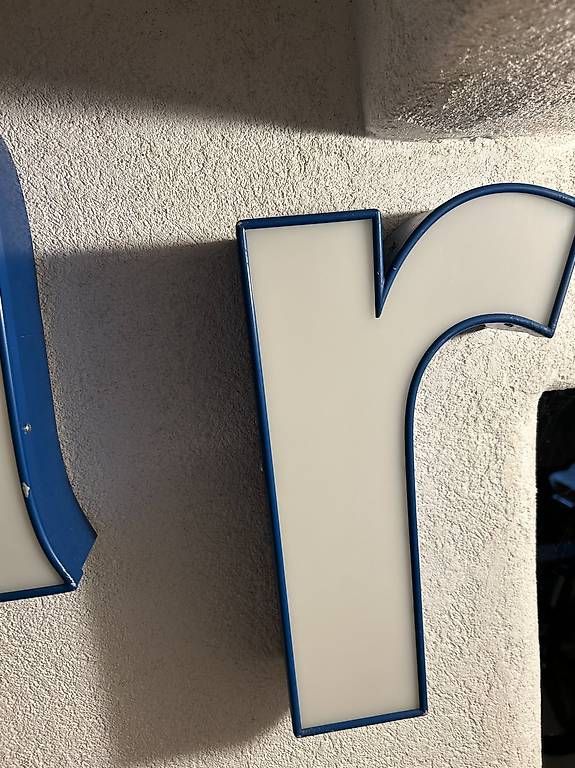 Tutte le decorazioni: Vintage Leuchtbuchstaben – Usato da ARBON venduto da Zampa01 3