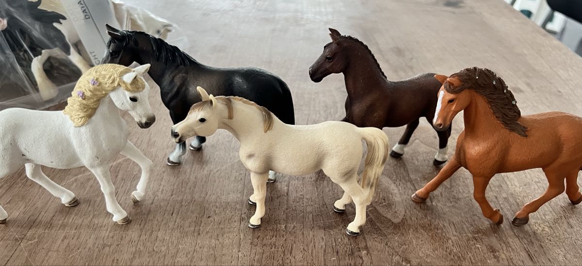 Schleich Giocattoli: mixpferdeherde von schleich – Usato da Beinwil am See venduto da -Sparky-