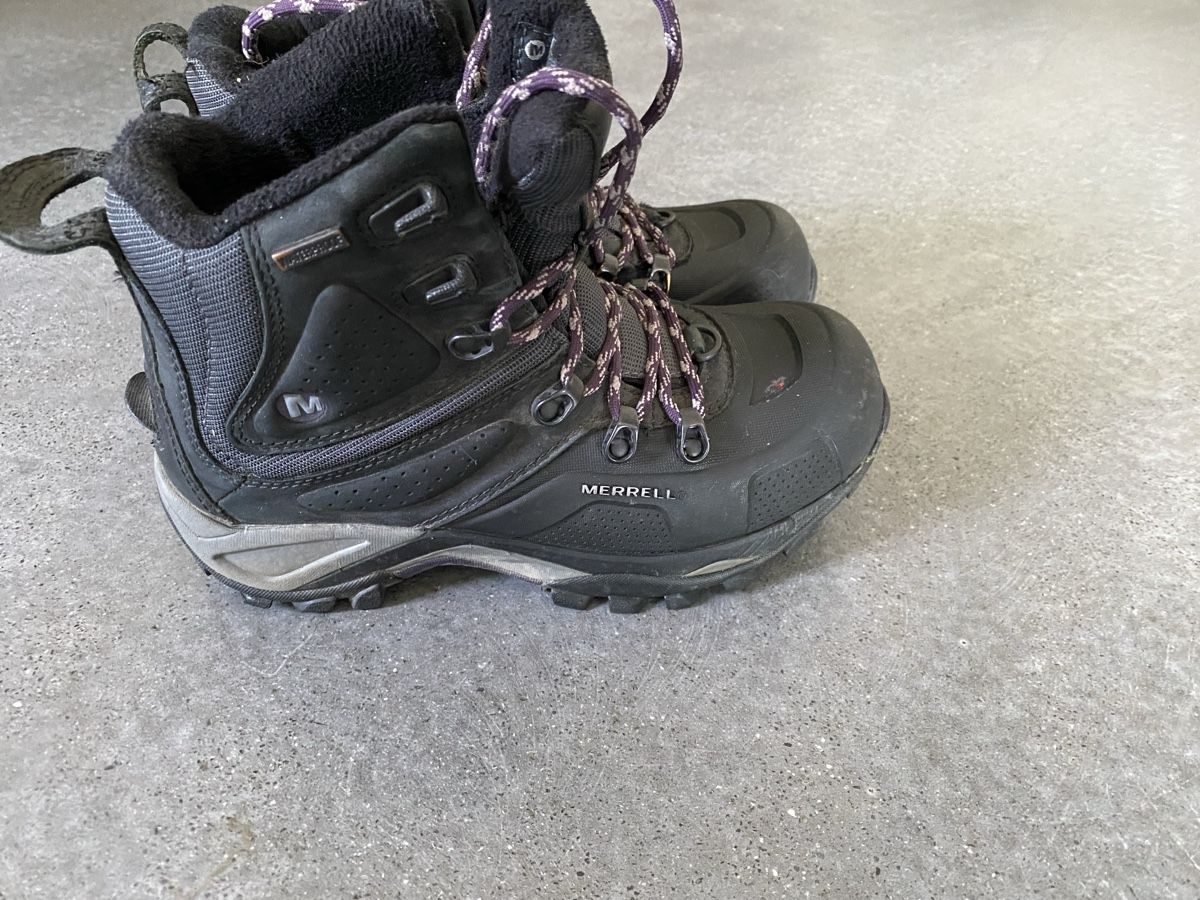 Merrell Scarpe da uomo: Merrell Wanderschuh, Gr.35.5, Schwarz, Top Zustand! – Usato da Schiers venduto da Jasi-83 1